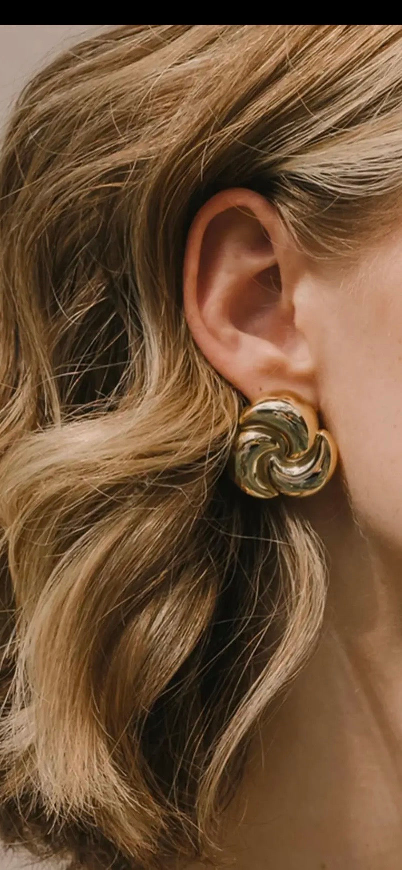Taylor Triangle studs